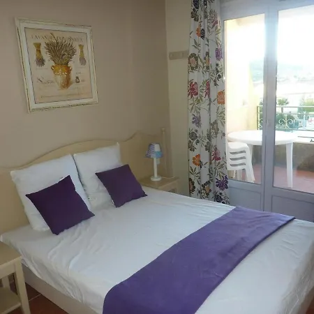Roquebrune-sur-argens, 2 Pieces, 5 Personnes - Fr-1-226-397 *